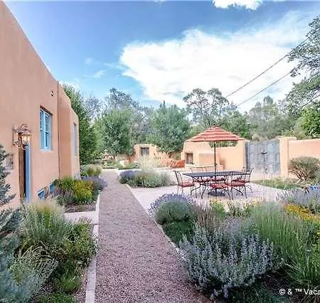 Casa De Olivia Four Bedroom Holiday *
